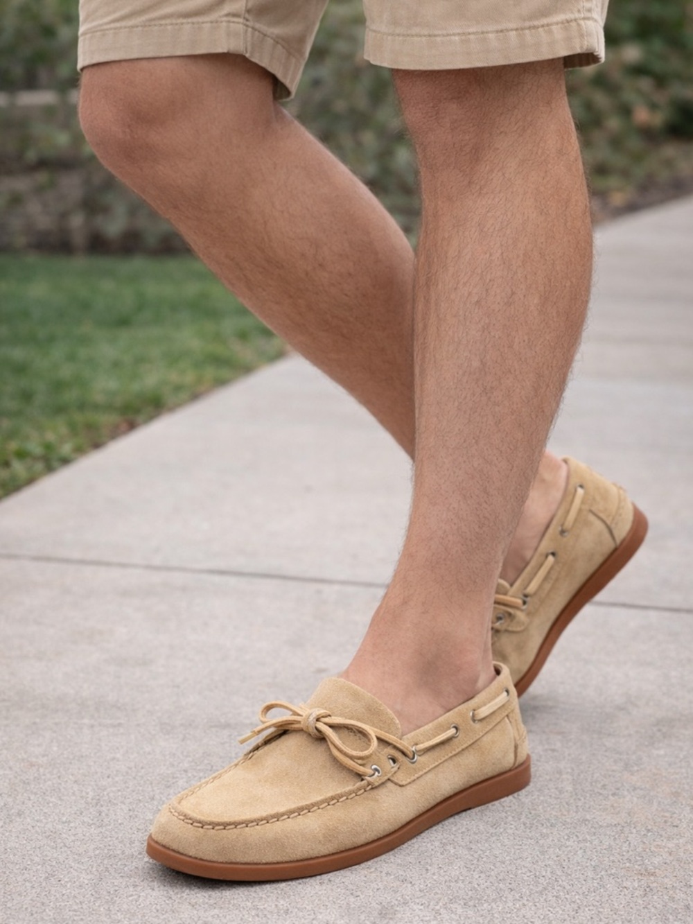 Classic SPERRYS Men’s or  Women's Suede Moccasin Loafers in Tan size 7m/9w